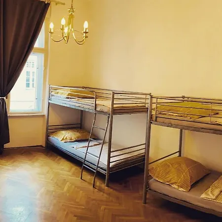 Jokai Hostel *